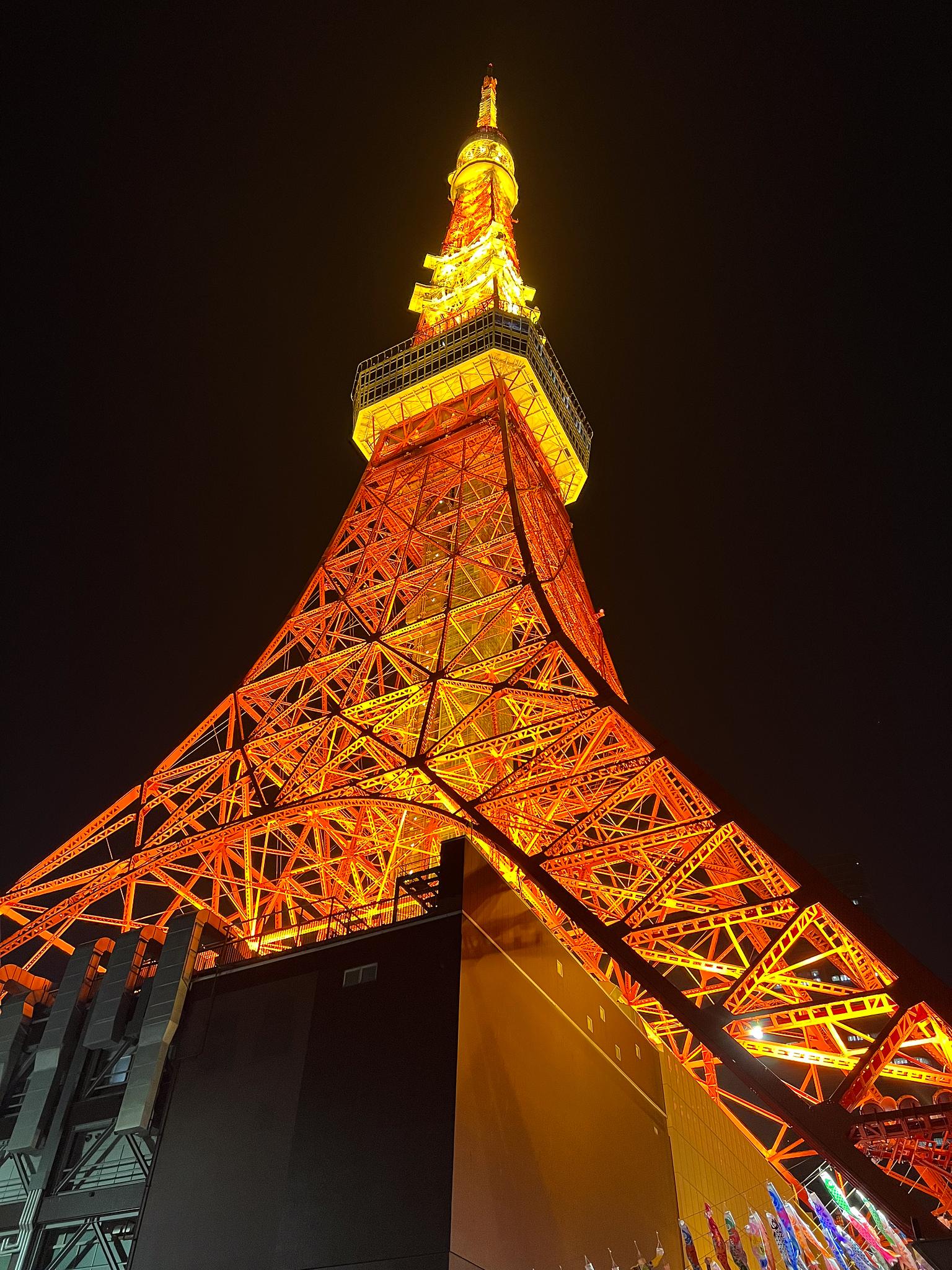 000050-tokyo-tower-night