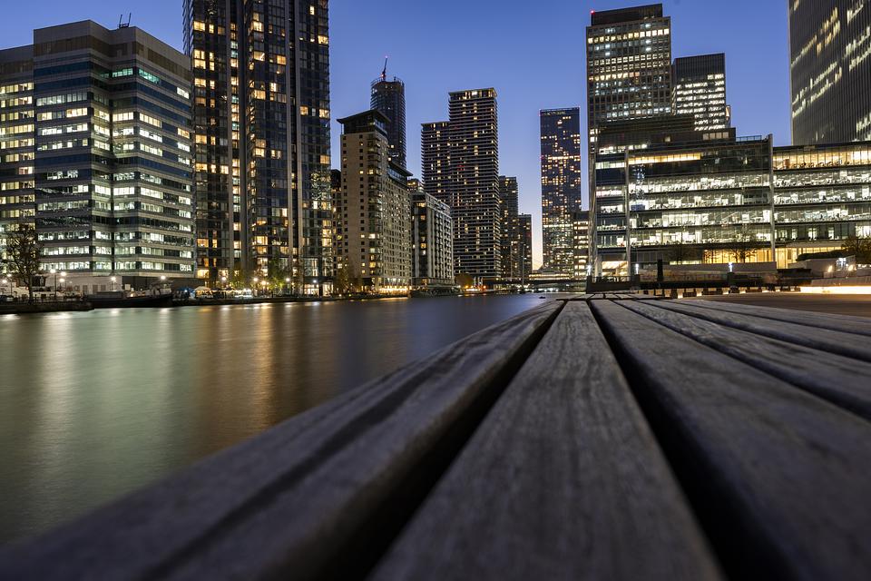 000110-london-canary-wharf